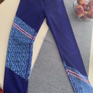 Athleta animal print leggings
